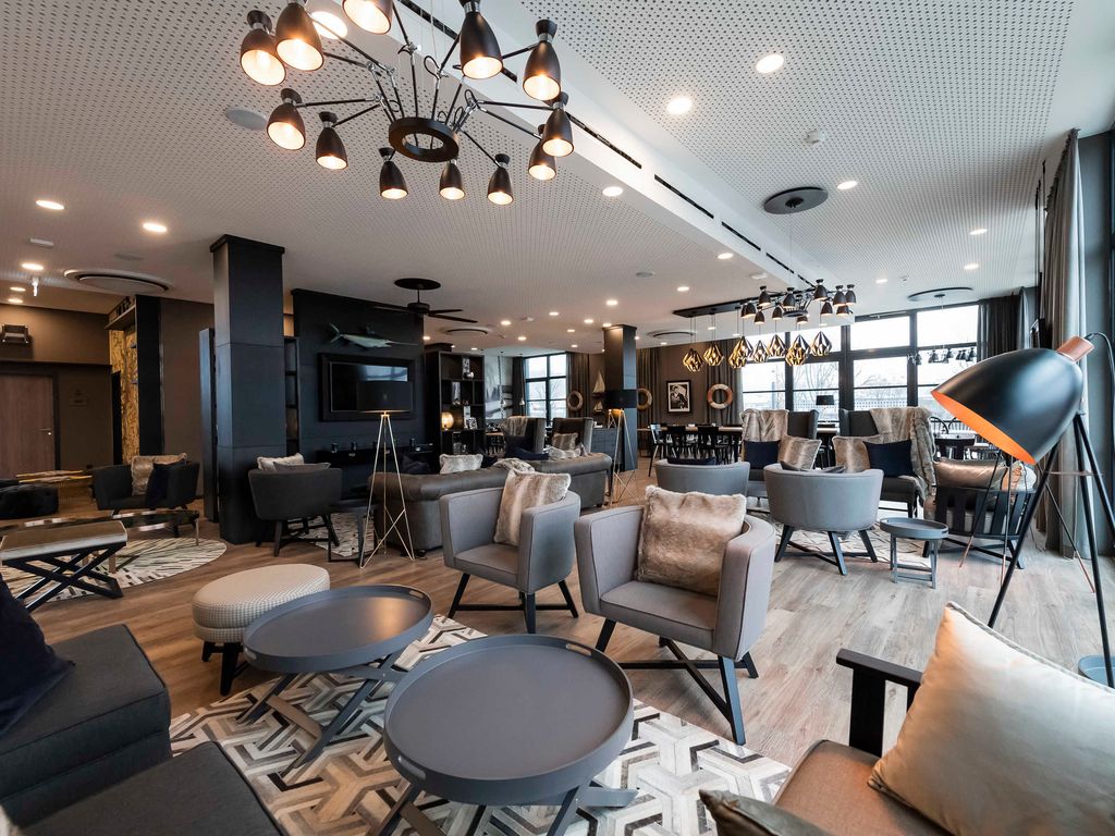 HARBR. hotel Heilbronn - Wohnzimmer