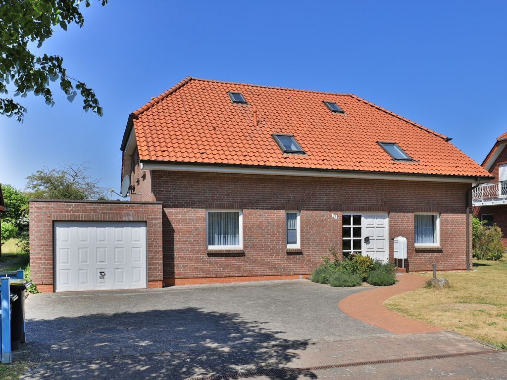 Steiluferring 10 - Blick auf das 2 Parteien Haus