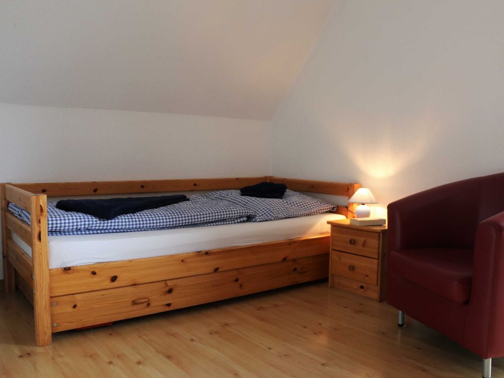 Zweibettzimmer mit Ausziehmatratze