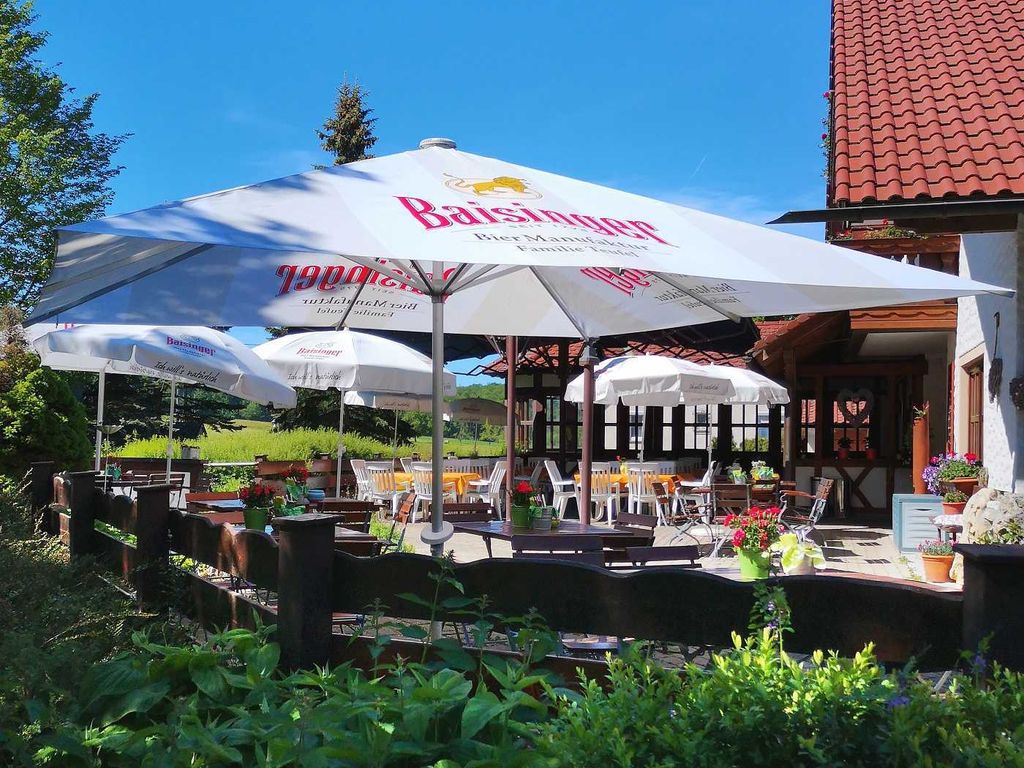 Ein Teil unserer Gartenterrasse