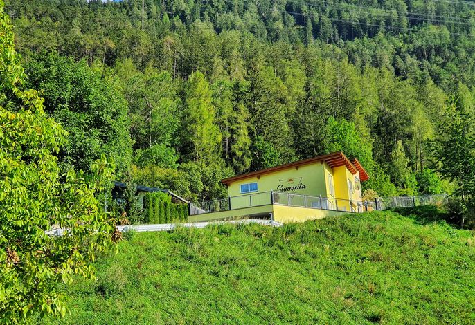 Ferienwohung mit wunderbarem Burg Laudeckblick