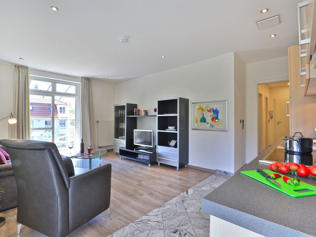 Villa Höger Whg. 08 - Blick vom Essbereich auf den Wohnbereich