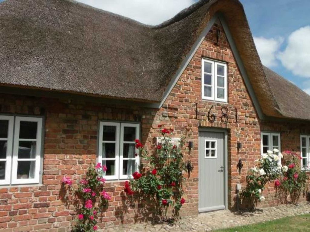 Opas Hus