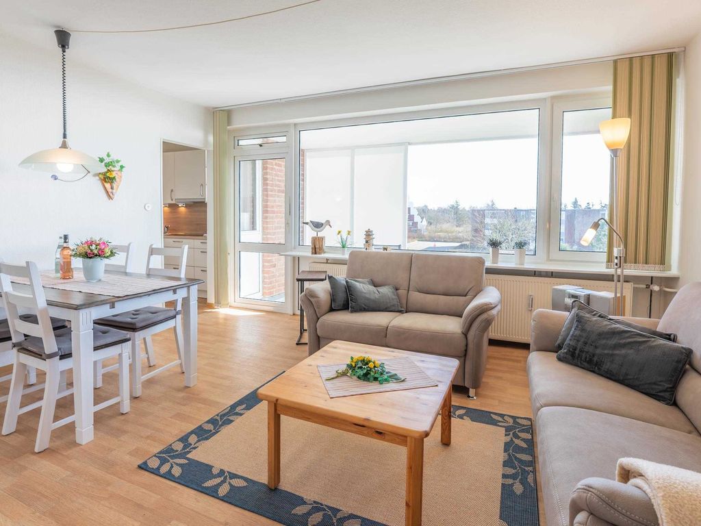 Wohnzimmer mit Blick über das Meer, Sat-TV, Flachbildschirm, Stereoanlage