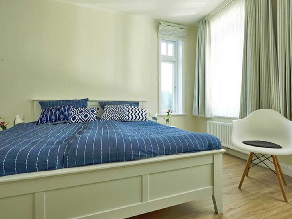 Im Obergeschoss finden Sie ein weiteres Schlafzimmer mit Doppelbett.