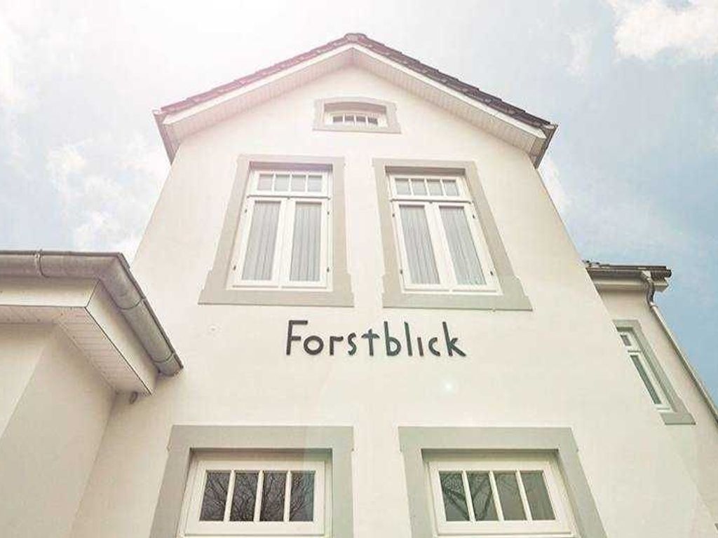 Nach der kompletten Sanierung erstrahlt die Villa Forstblick in neuem Glanz.