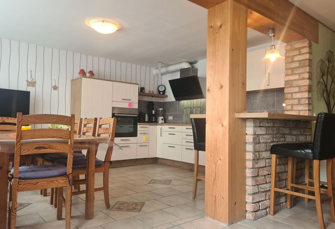 4-Raum-Landhaus mit Grillterrasse (120m², max. 9 Personen)