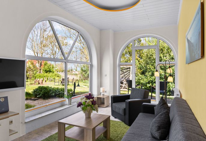 Nr.6/ 3-Raum-FeWo, max.5 Pers, Meerseite, Terrasse + Grill
