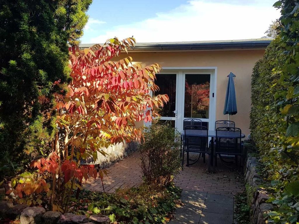 Eingang und Terrasse