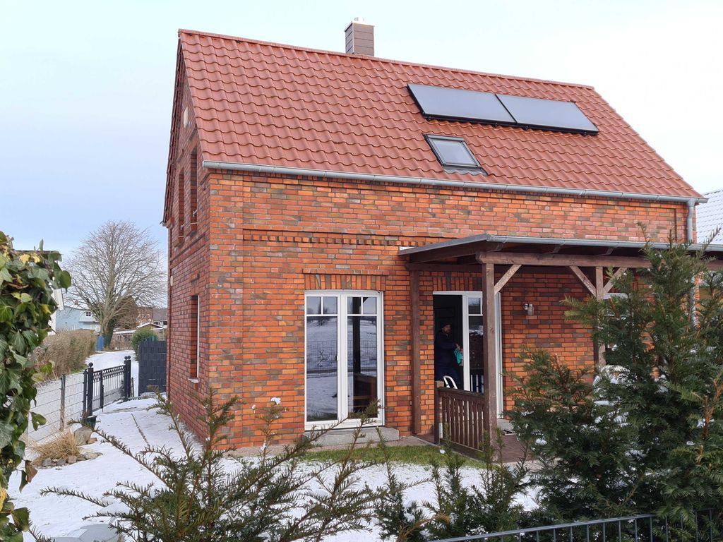 Winteridylle am Roten Haus am Haff