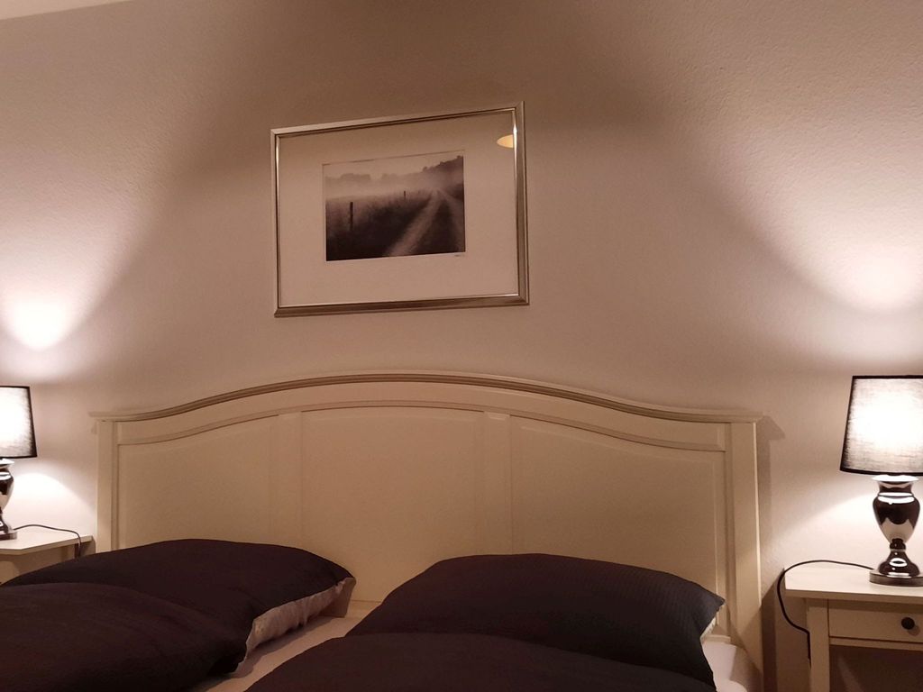 Schlafzimmer mit Doppelbett