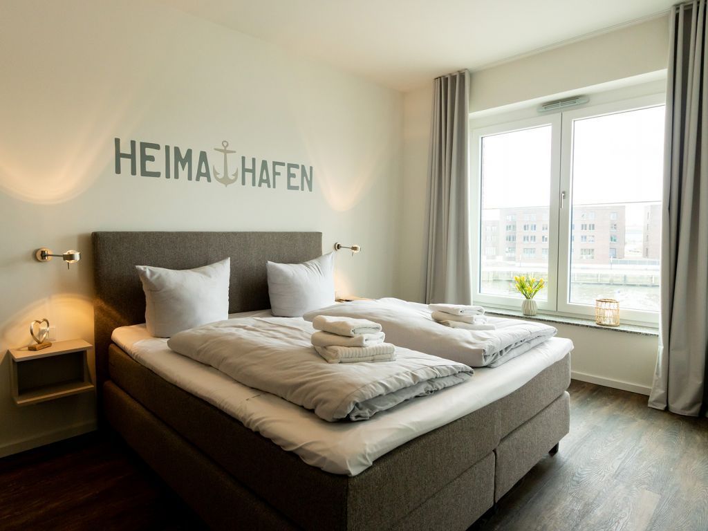 Hafenspitze App. Pier 2.16 - Blick in das Schlafzimmer hinten links