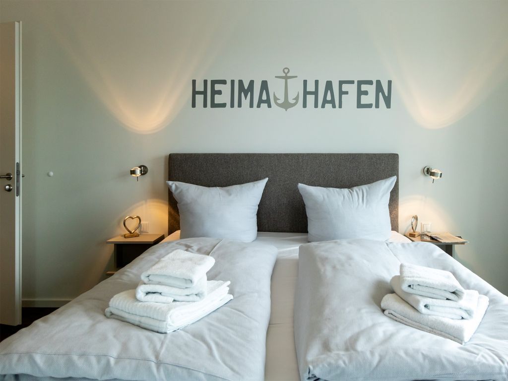 Hafenspitze App. Pier 2.16 - Blick in das Schlafzimmer hinten links