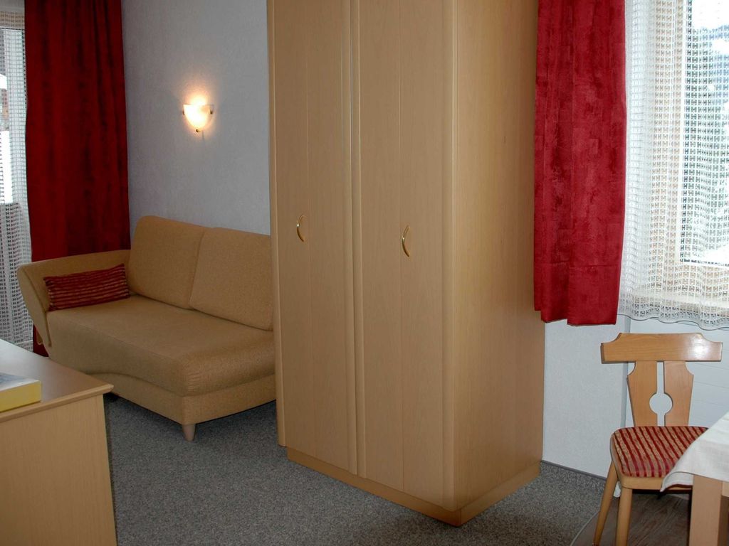 Appartements Vilsalp TAN 1 west Wohnraum
