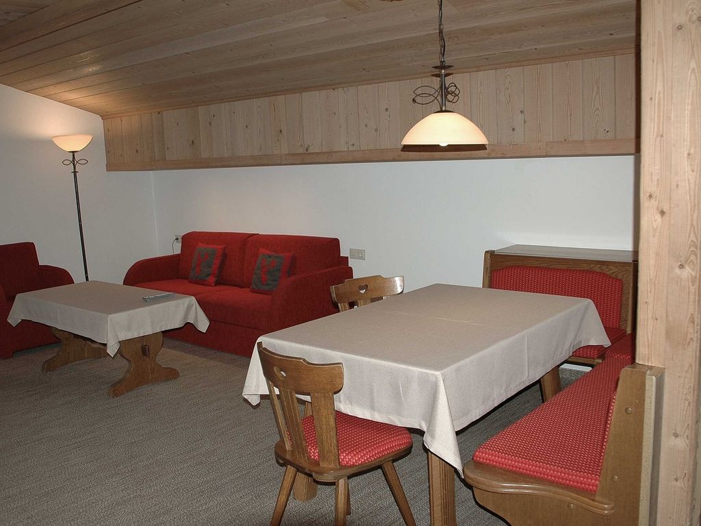 Appartements Vilsalp TAN 2 süd PLUS AP 9 Wohnraum