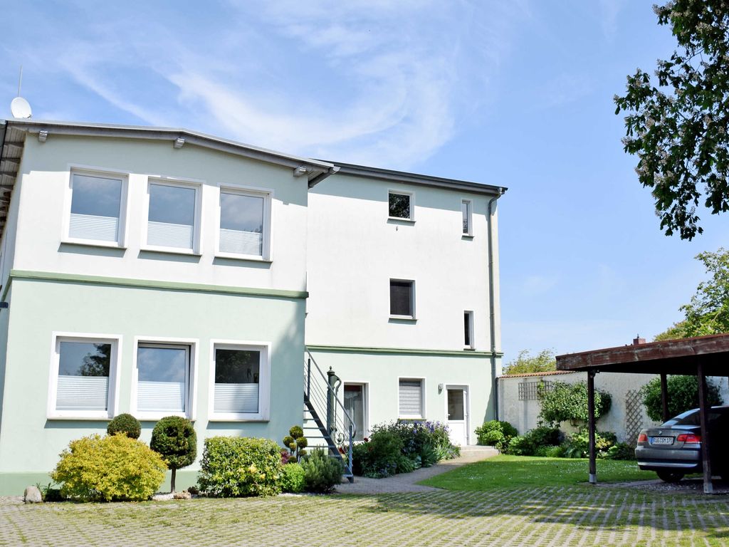 Ferienwohnung Strelasund mit Sonnenterrasse