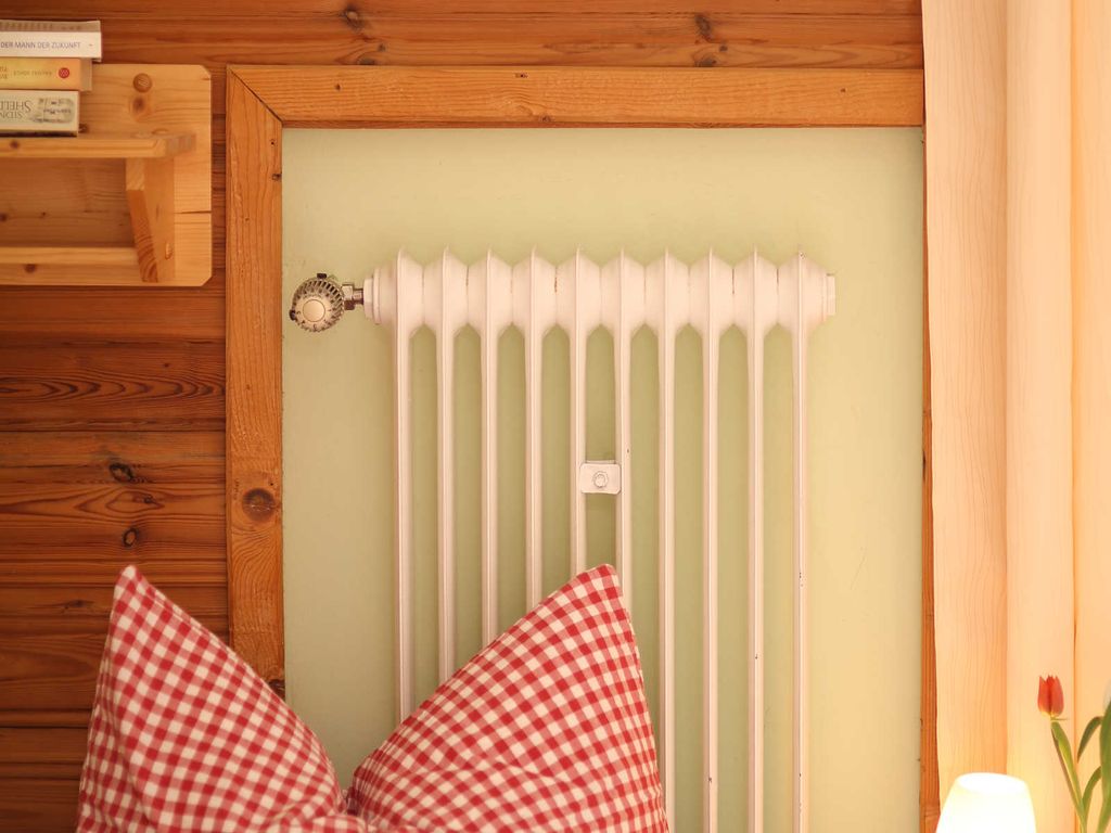Einzelzimmer mit Balkon