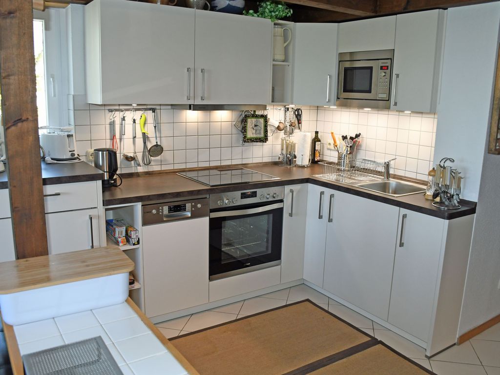Ferienwohnung mit Seeblick und Sauna (14)