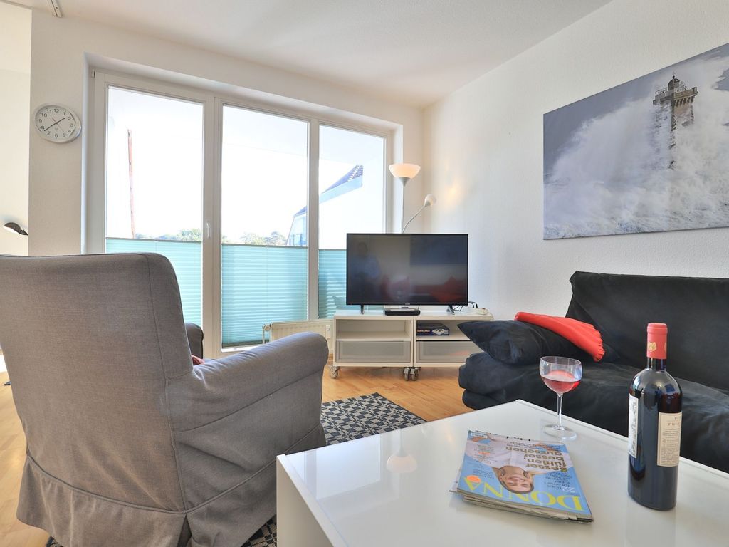 Likedeeler Whg. Li37 - Blick auf den gemütlichen Wohnbereich und den TV
