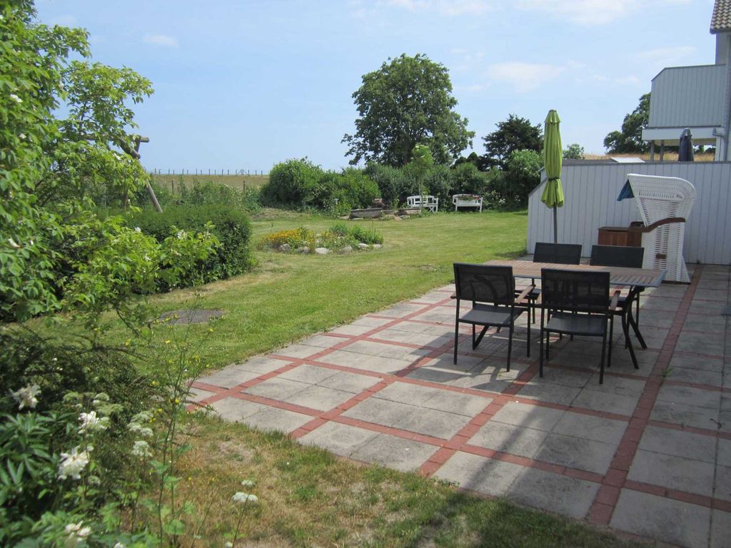 Terrasse mit Blick auf die Ostsee im Ferienhaus Thor