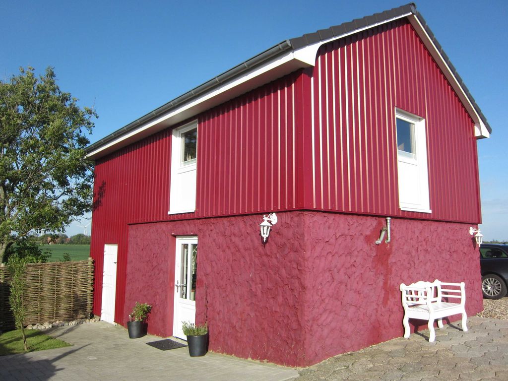 Außenansicht des Roten Atelierhauses