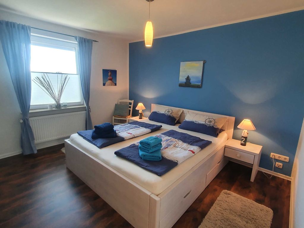 Das Schlafzimmer im EG - wer hier wohnt, hat alles auf einer Ebene, barrierefrei innen