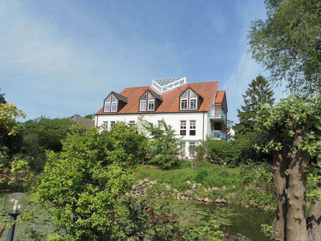 Haus am Teich