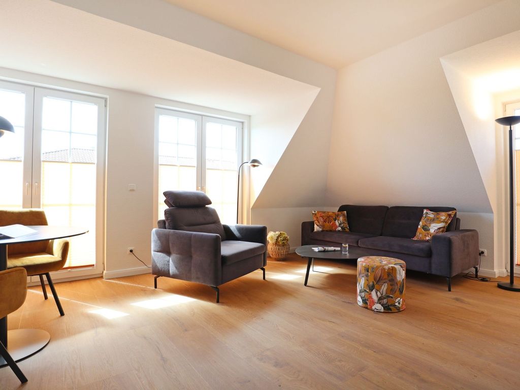 Dwarslöper Whg. Dwa26 - Blick vom Flur in die Wohnung