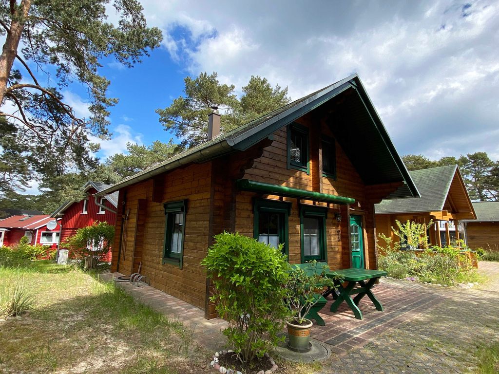 seitlicher Blick zum Ferienhaus Dünennest