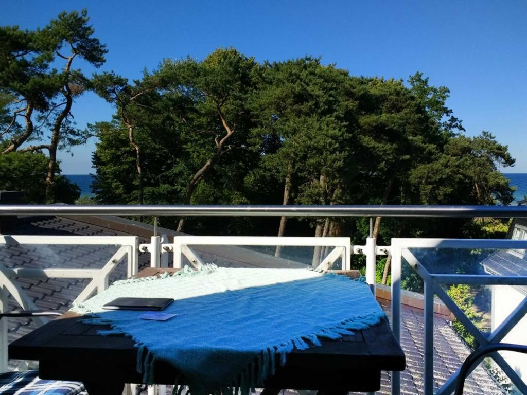 Deutsches Haus Whg. DH8 - Blick auf den Balkon und die Ostsee