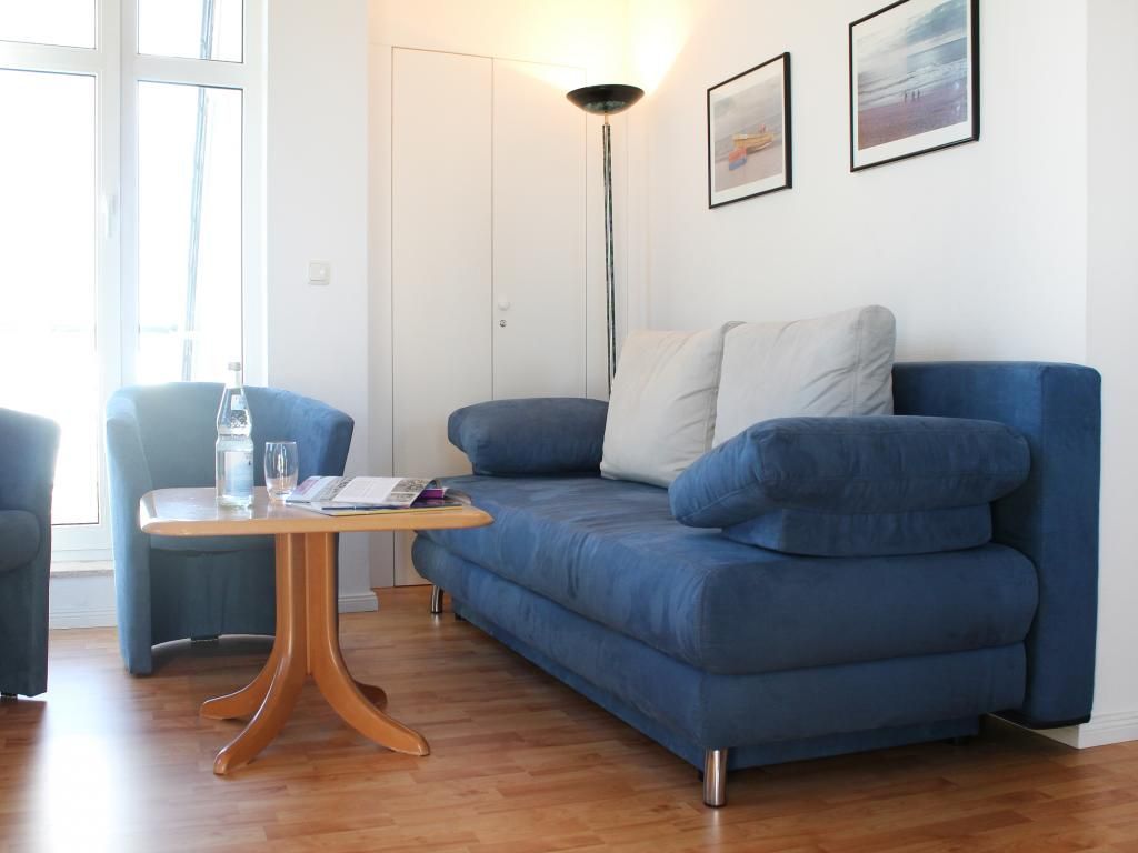 Haffblick Whg. Ha33 - Blick auf den Wohnbereich und das Schlafsofa