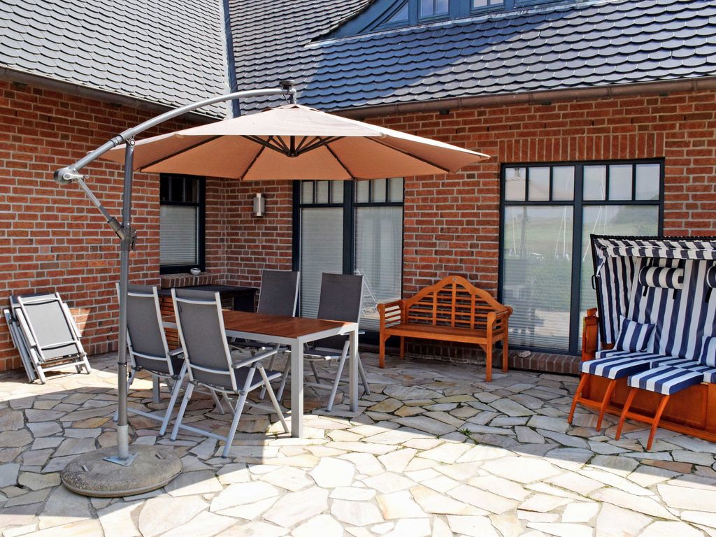 Ferienhaus mit Kamin am Hafen in Seedorf 09