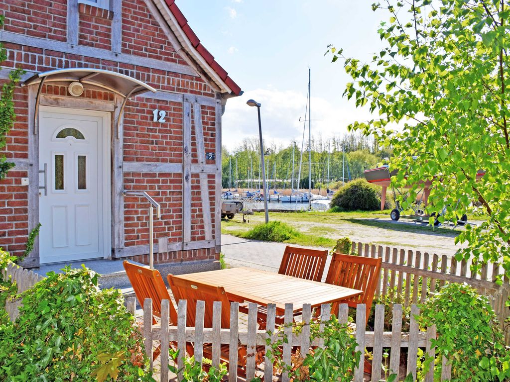 Ferienwohnungen am Hafen in Seedorf (Haus 2)