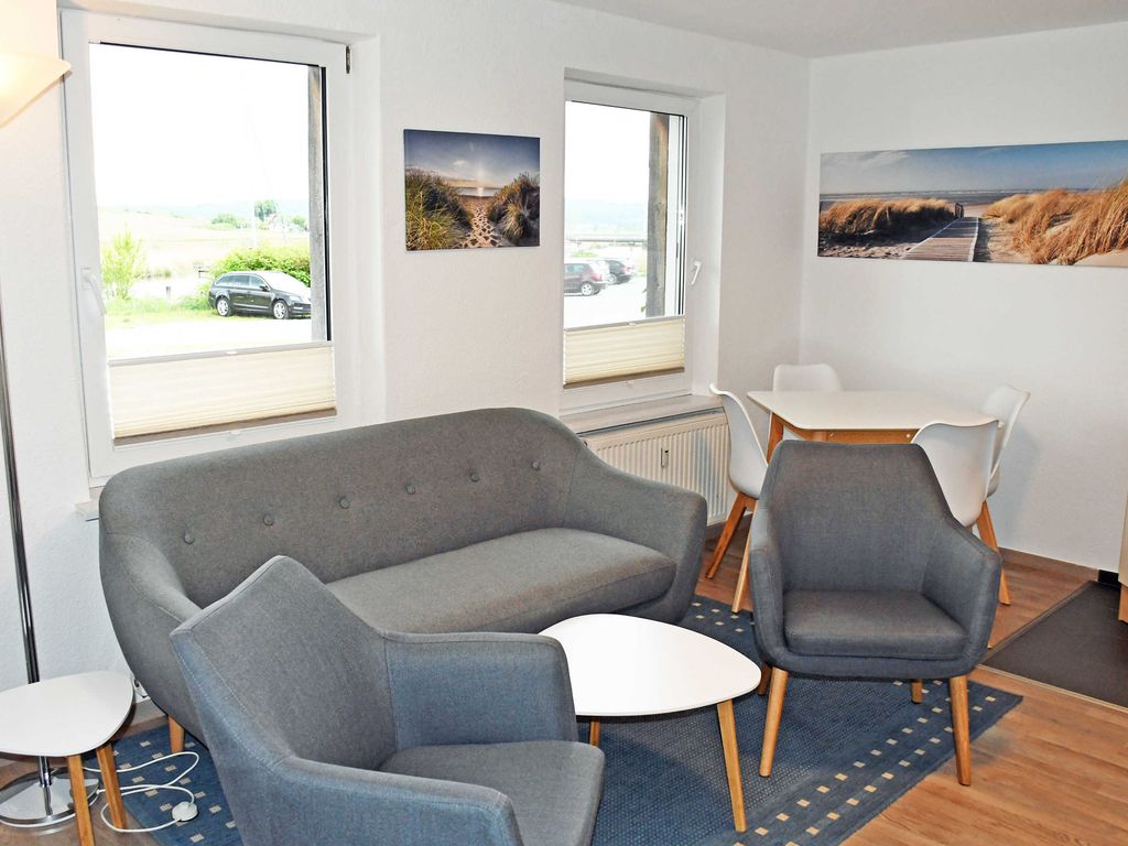 03 Ferienwohnung m. Seeblick u. Terrasse am Hafen in Seedorf