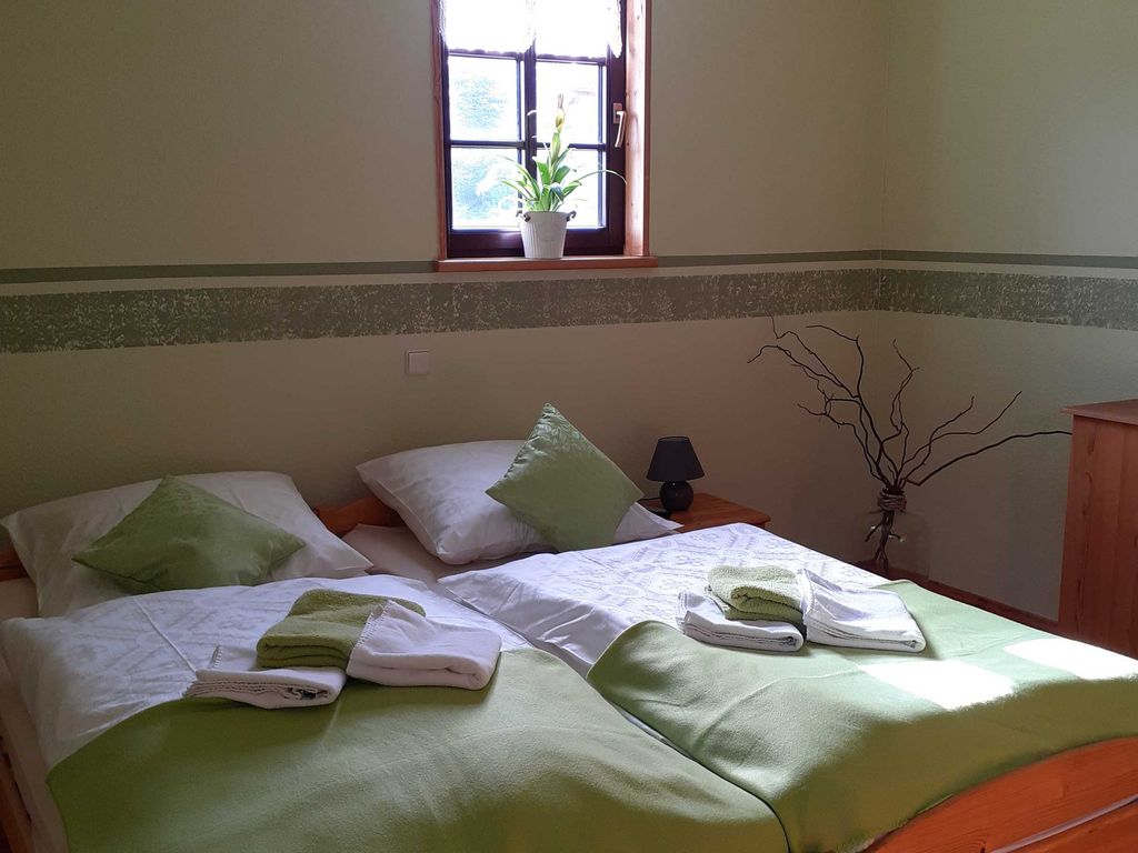 Doppelbett auf Wunsch auch als getrennte Betten stellbar