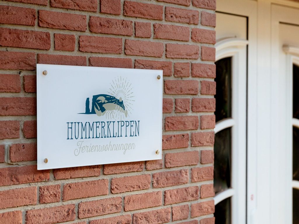Außenschild Hummerklippen Ferienwohnungen