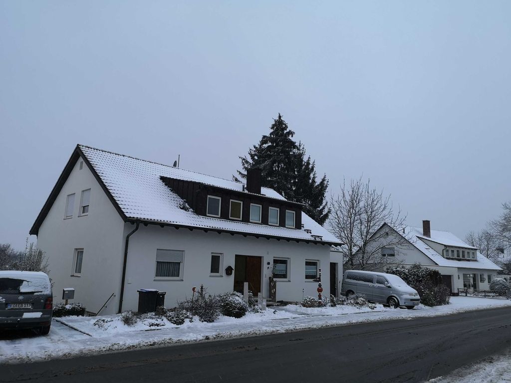 Hausansicht im Winter