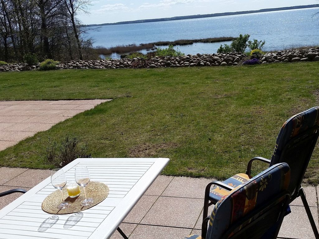 den Blick auf den See