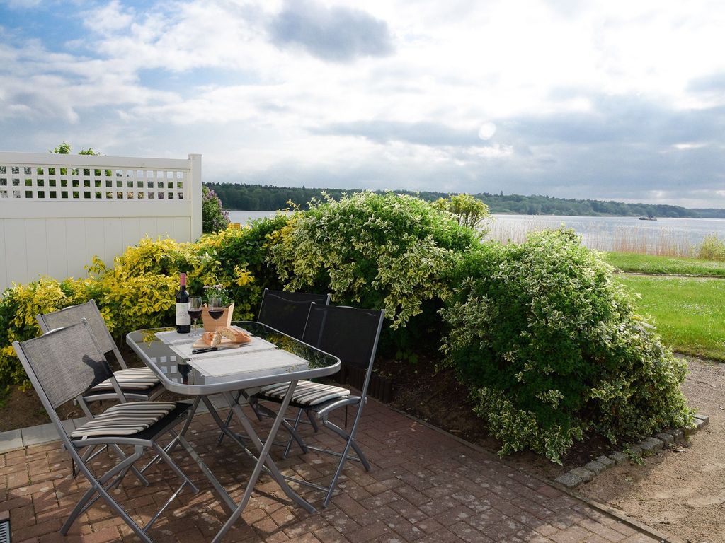 Terrasse mit herlichem Seeblick