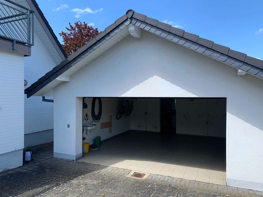 Doppelgarage