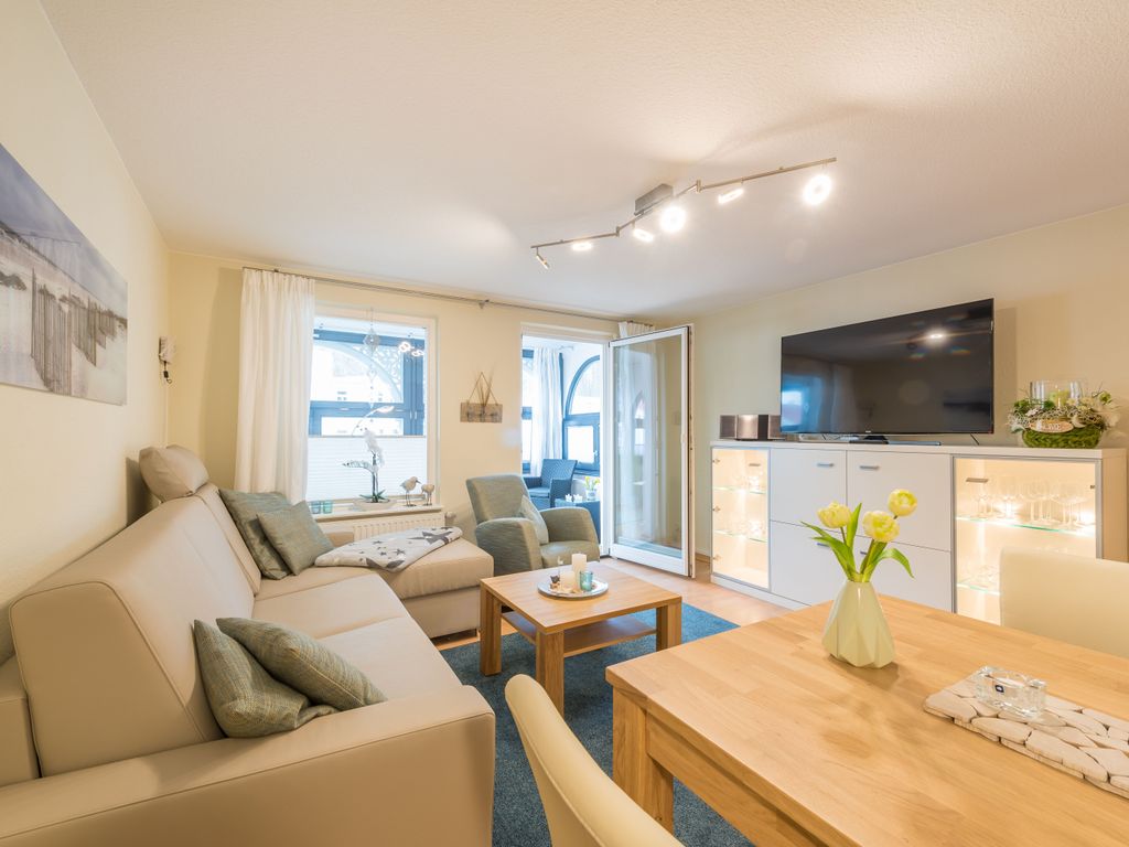 helles, geschmackvolles Appartement mit vorgelagertem Wintergarten