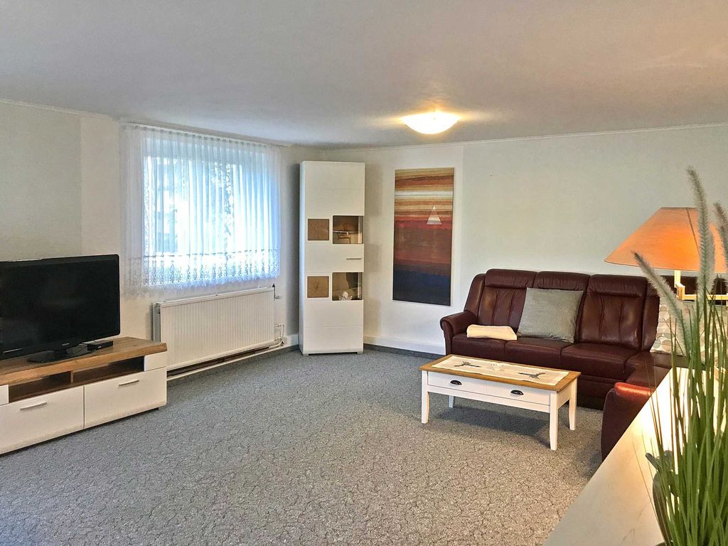Wohnzimmer - 2020 komplett saniert