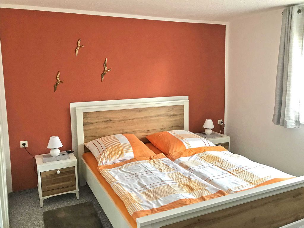 Schlafzimmer mit Doppelbett