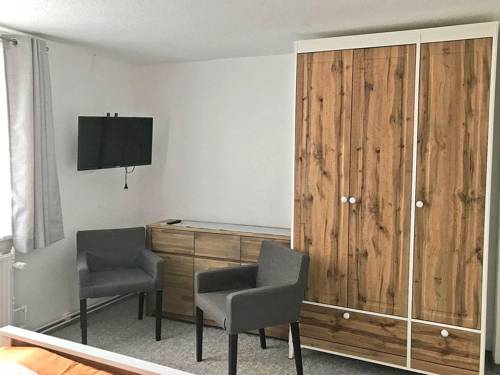 Schlafzimmer mit TV