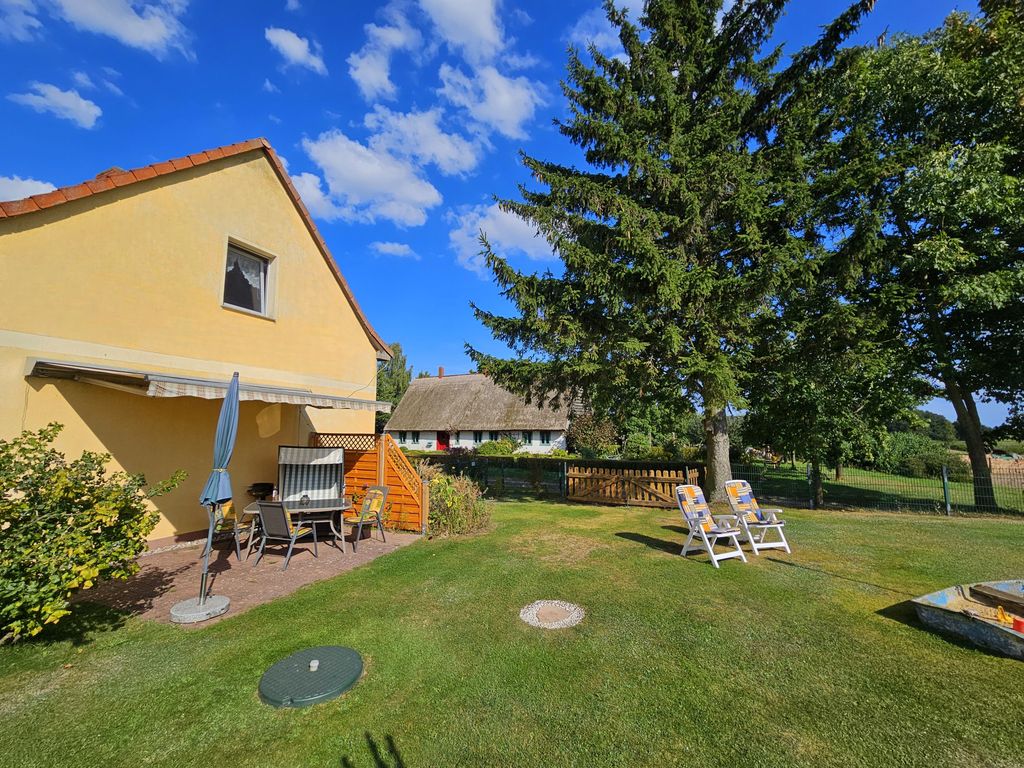 Ferienwohnung Kiek to´n Haff mit Terrasse und Liegewiese