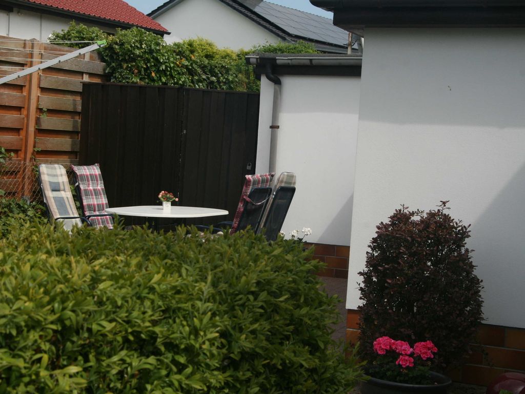 Sitzecke vor dem Bungalow