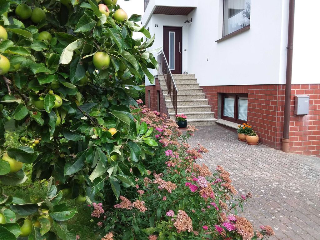 Hauseingang zu den Ferienwohnungen
