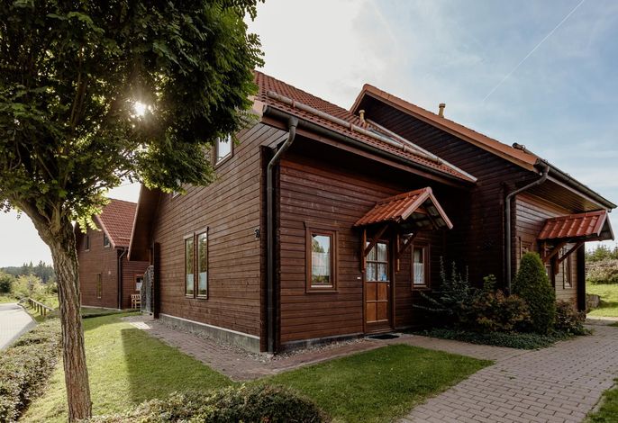 HAS-57 - Holz-Ferienhaus mit überdachter Terrasse (HT)