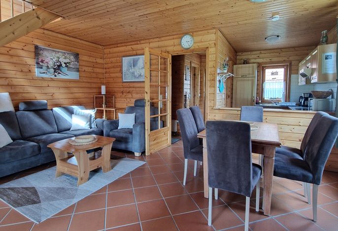 HAS-63 - Gut ausgestattetes Holz-Ferienhaus