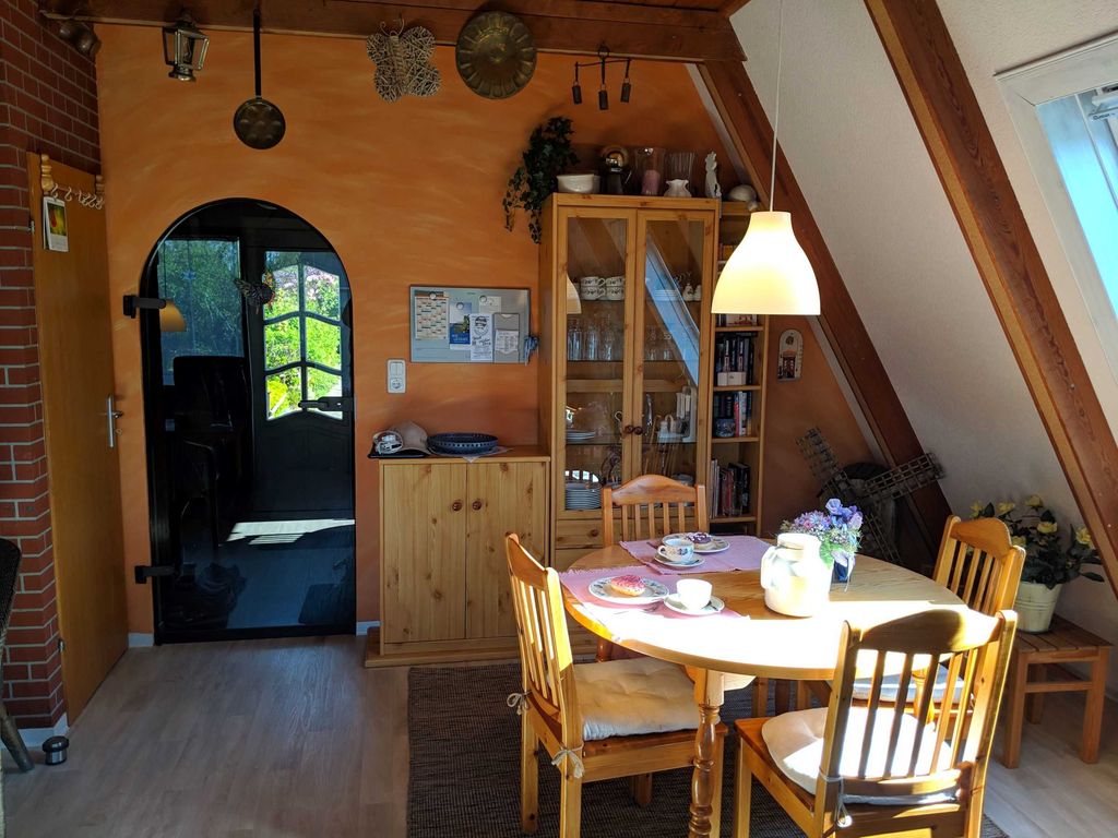 Esstisch im Wohnzimmer